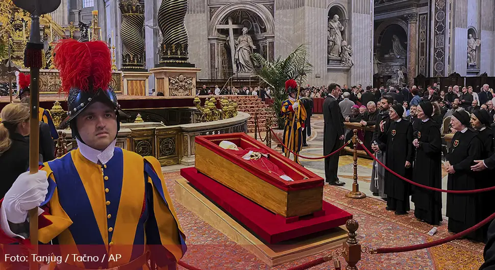 papa sahrana.webp